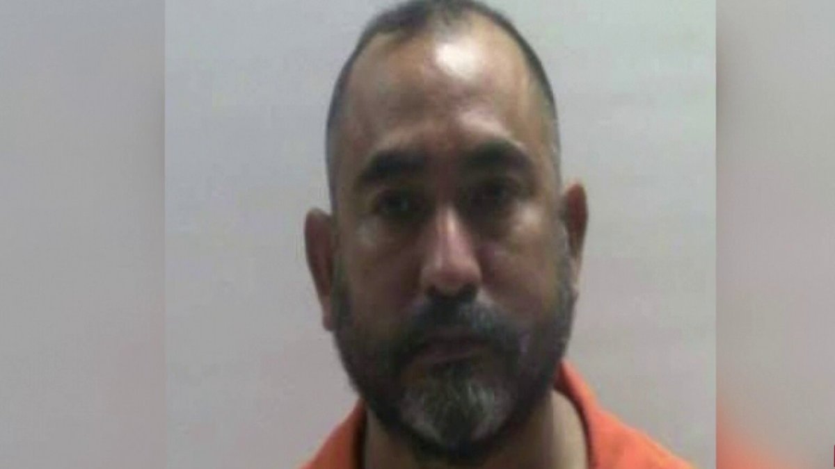 Arrestan a hombre y lo acusan de agresión sexual a menor – Telemundo ...