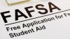 Aplica en FAFSA y obtén ayuda financiera estudiantil