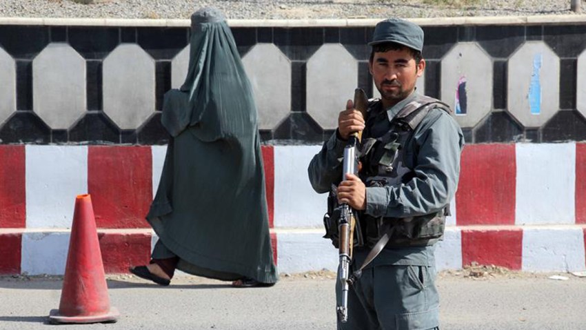 ataque-taliban-kabul-domingo