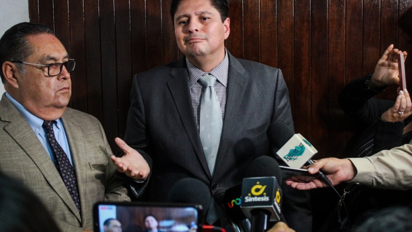 Fiscal en Tijuana ofrece información sobre asesinato.