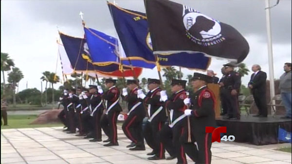 La comunidad de Harlingen rinde tributo a soldados caídos