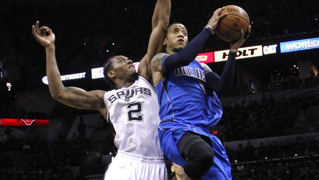 Mavericks derrotan a los Spurs - Telemundo McAllen (40)
