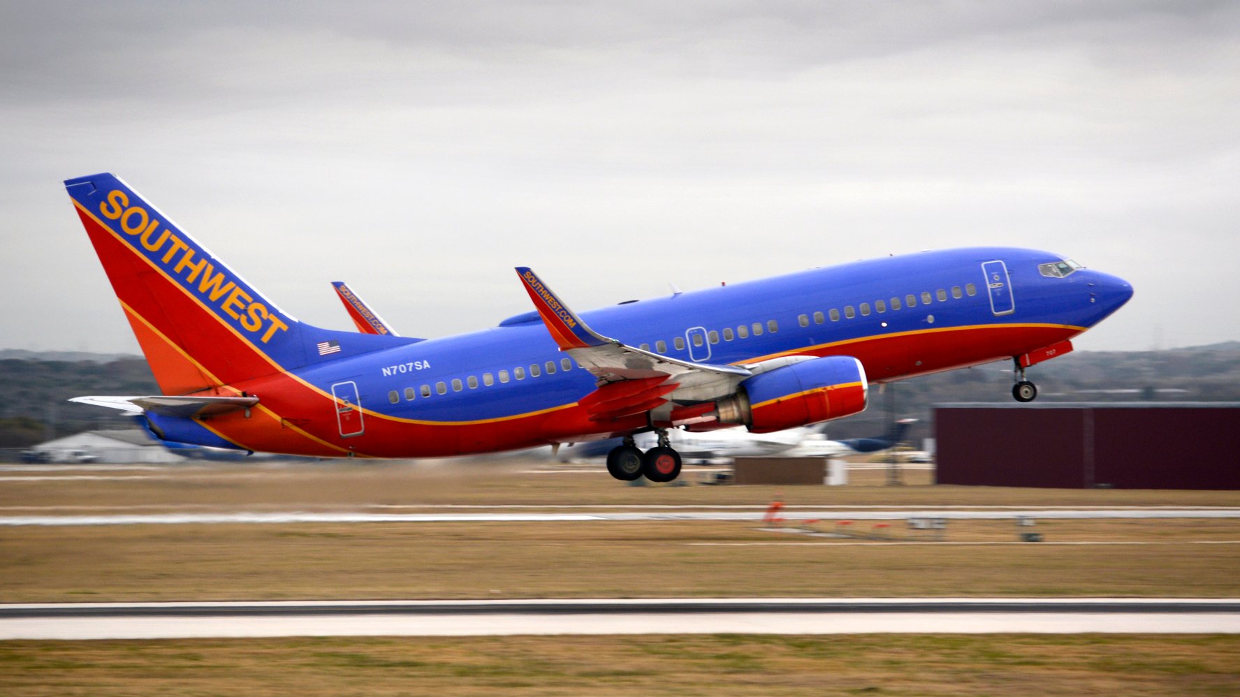 Southwest Airlines registra la mayor pérdida de su historia Telemundo