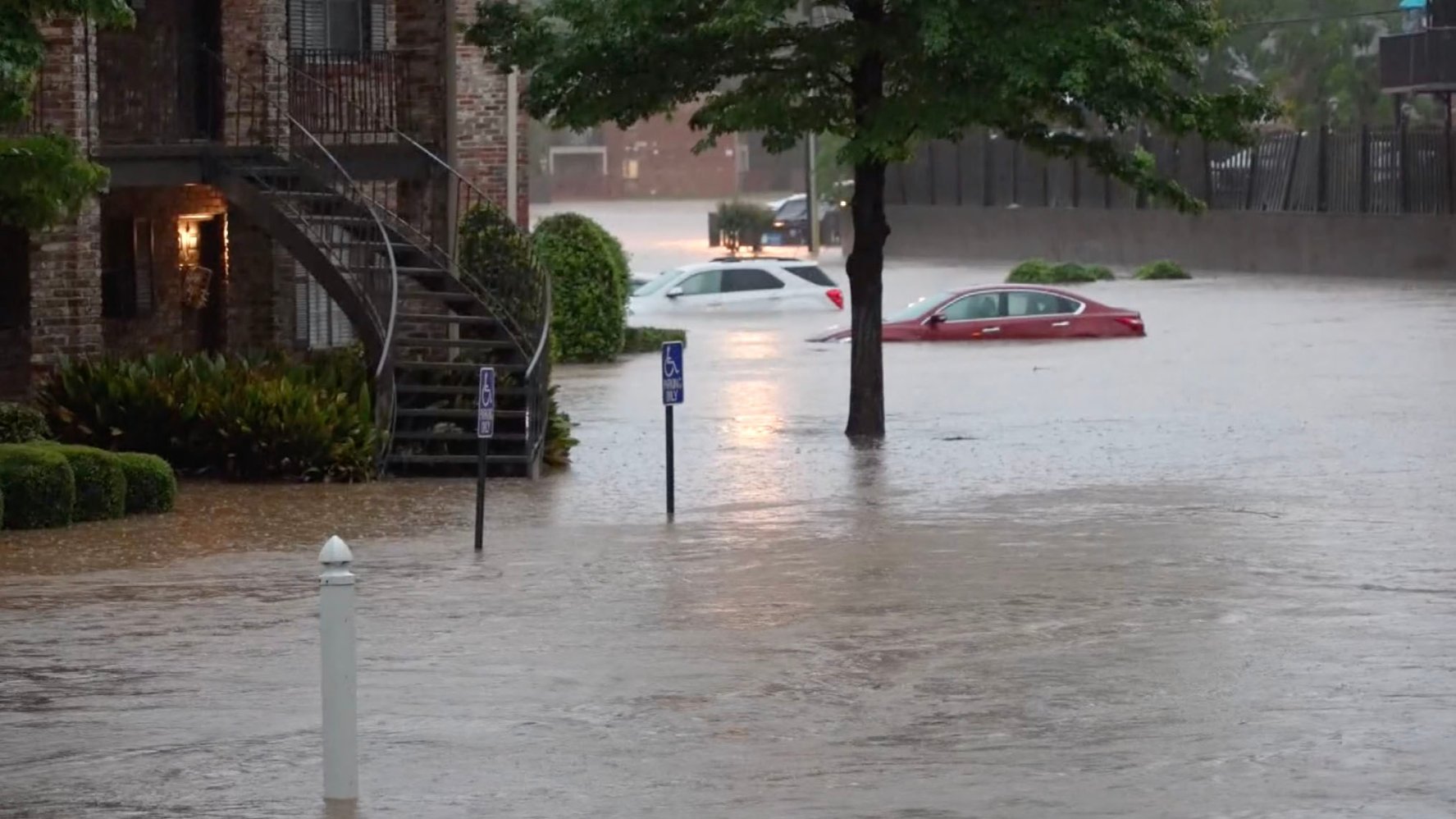 Tormentas causan severas inundaciones en el sureste de Estados Unidos