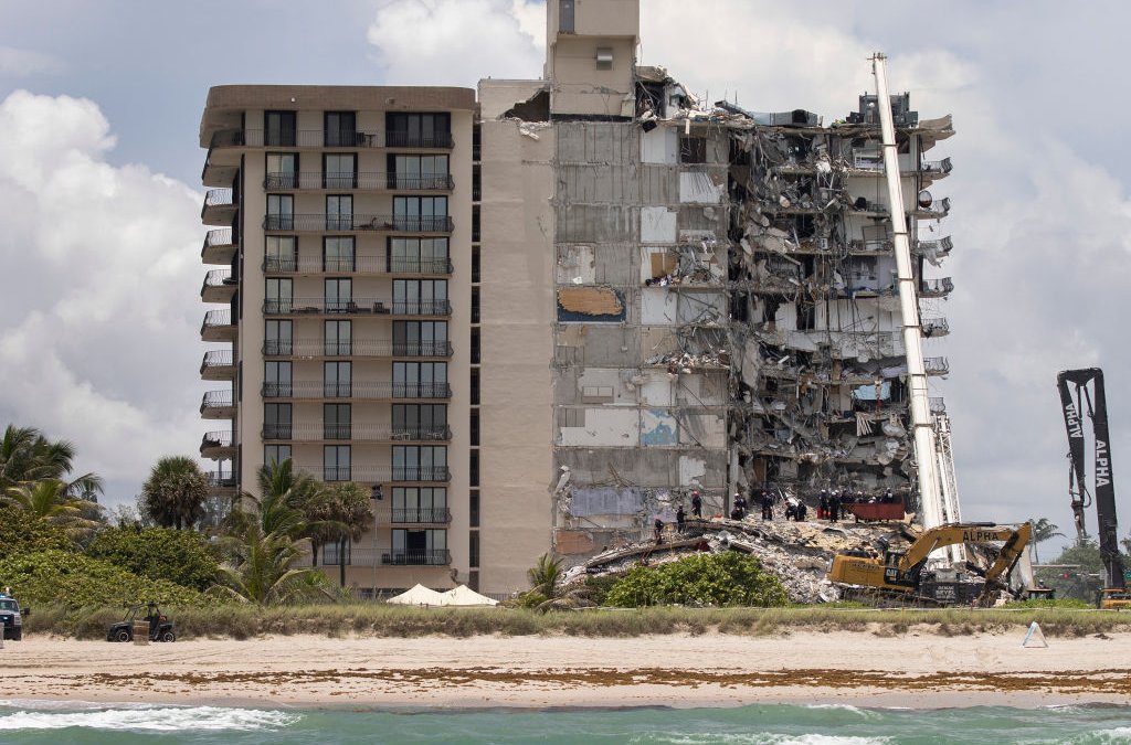 Colapso de torre en Miami Beach: qué pudo causar el desplome del edificio – Telemundo McAllen (40) - Vimarsana News