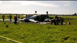 Restos de avioneta que cayó en Durango