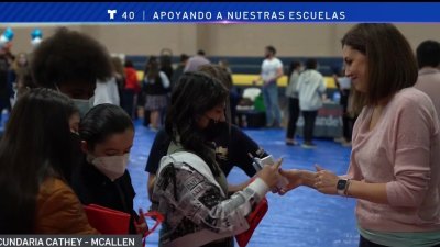 Feria de profesiones en la secundaria Cathey en McAllen