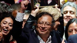 Gustavo Petro celebra su triunfo