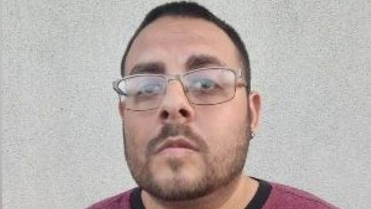 Tras las rejas por presunto abuso sexual a un menor – Telemundo McAllen ...