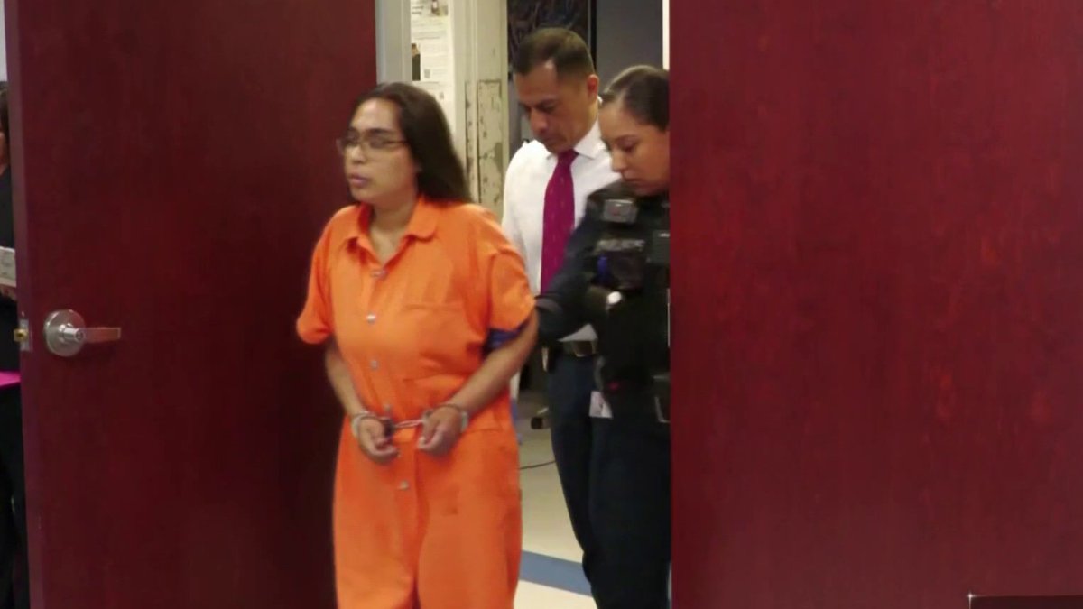 Joven es acusada de matar a su padre en Raymondville – Telemundo ...