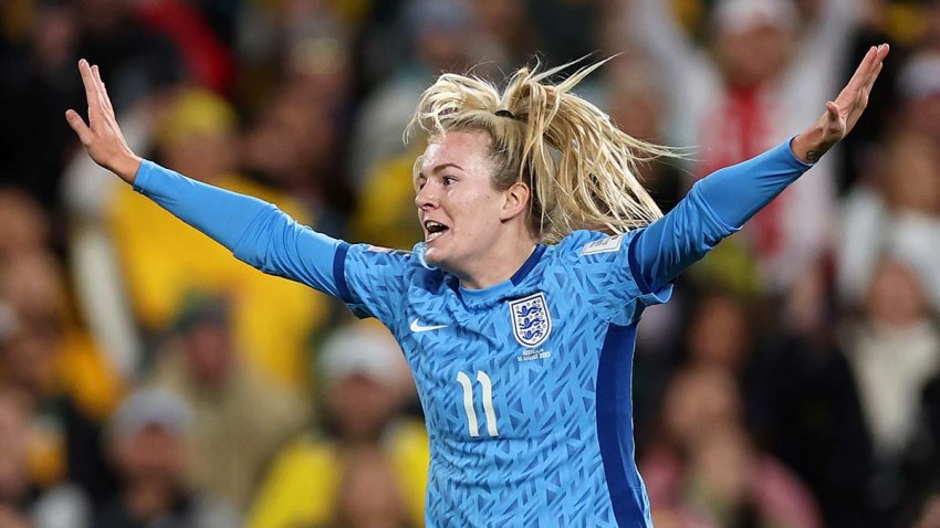 SYDNEY, AUSTRALIA – AUGUST 16: Lauren Hemp of England celebrates after scoring her team’s second goal during the FIFA Women’s World Cup Australia & New Zealand 2023 Semi Final match between Australia and England at Stadium Australia on August 16, 2023 in Sydney / Gadigal, Australia. (Photo by Alex Pantling – FIFA/FIFA via Getty Images)