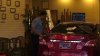 En plena cena: un auto se estrella contra restaurante y deja 20 heridos