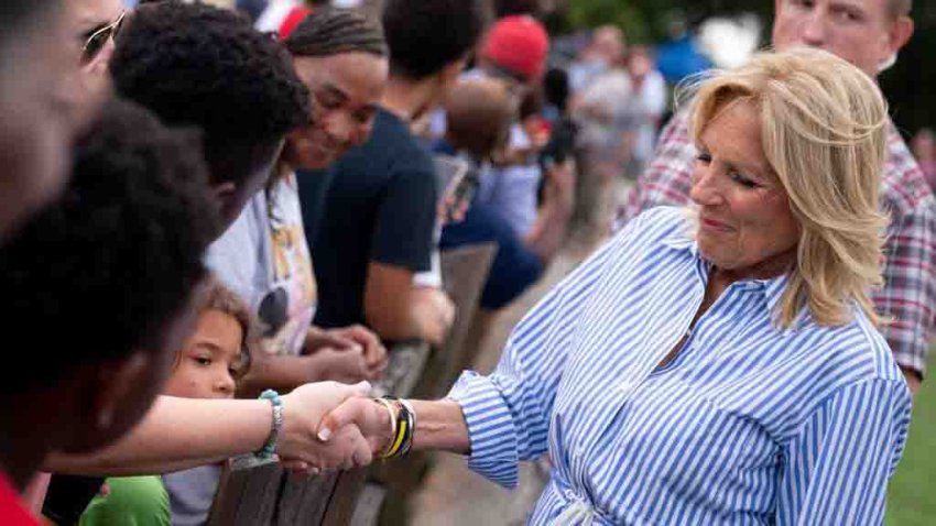 Hay preocupación luego de que la primera dama Jill Biden diera positivo al COVID-19