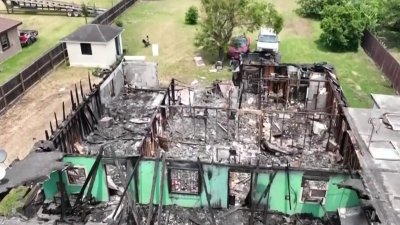 Familia en Donna pide ayuda de la comunidad tras perder su hogar en voraz incendio 