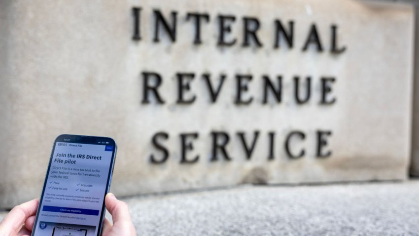 WASHINGTON, DC – APRIL 05: People use IRS Direct File at the Internal Revenue Service Building on April 05, 2024 in Washington, DC. (Photo by Tasos Katopodis/Getty Images for Economic Security Project)