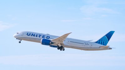 Terror en el aire: vuelo de United Airlines sufre fuertes turbulencias