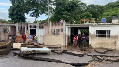 La furia del huracán Beryl: van siete muertos e incalculables daños en el Caribe