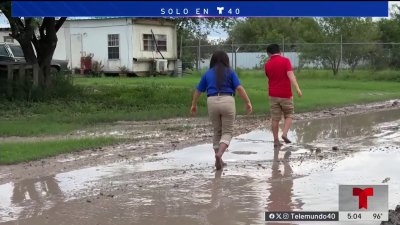 Residentes en San Benito continúan con los estragos de las lluvias