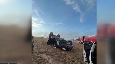 Camioneta se vuelca en Edinburg