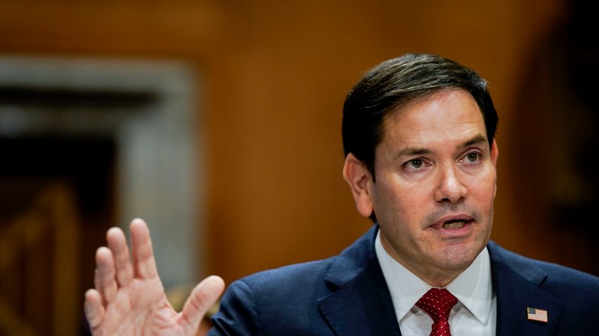 El senador Marco Rubio, republicano por Florida y candidato a secretario de Estado del presidente electo de EEUU, Donald Trump, durante una audiencia de confirmación en el Comité de Relaciones Exteriores del Senado en Washington, DC, EEUU, el miércoles 15 de enero de 2025.