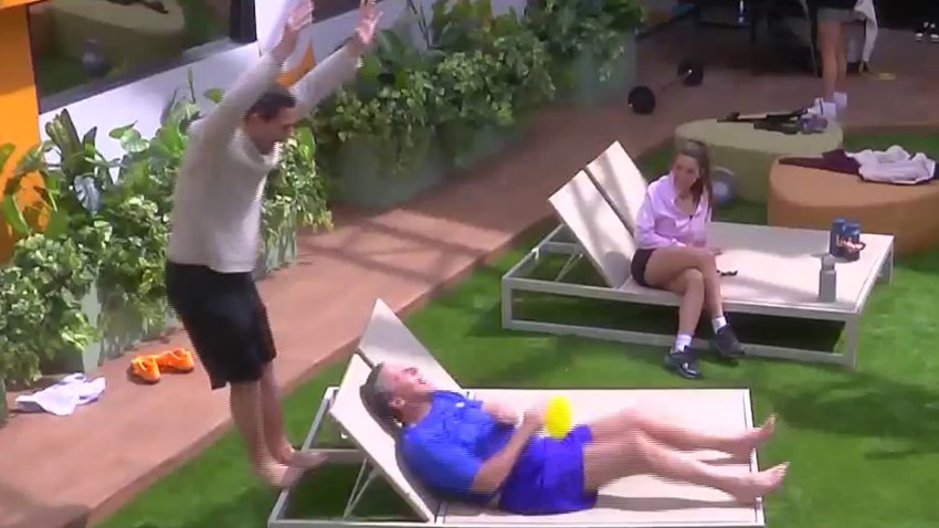 ¿Le llegó el Karma? Le hacen inesperada broma a Adame