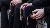 ROME, ITALY – MARCH 09: Close up of Rosaries as the Faithful pray for Pope Francis outside the Gemelli Hospital, on March 09, 2025 in Rome, Italy. Pope Francis was hospitalized in Rome on February 14 with bronchitis, and later developed pneumonia in both his lungs. (Photo by Alessandra Benedetti – Corbis/Corbis via Getty Images)