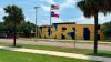 Arrestan a estudiante tras hallarle arma en su mochila en escuela de Edinburg