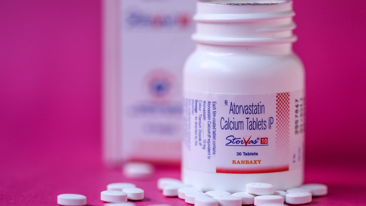 Retiran más de 140,000 frascos de medicamento popular para el colesterol – Telemundo McAllen Retiran más de 140,000 frascos de medicamento popular para el colesterol – Telemundo McAllen