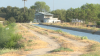 Identifican al hombre que falleció tras caer a un canal de irrigación
