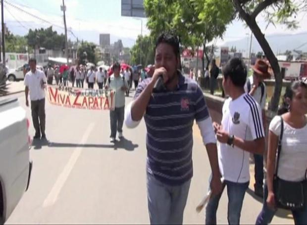 Oaxaca toma control de sistema educativo local