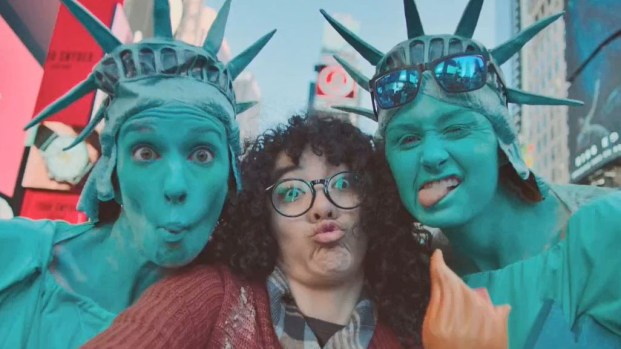 La nueva “Betty” desafía la “obsesión” con las redes sociales