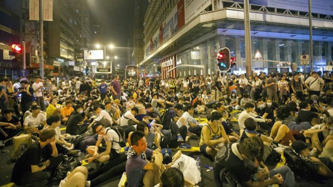 Hong Kong: protestas cobran fuerza