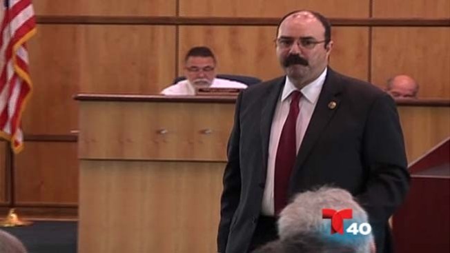 Sheriff Eddie Guerra busca candidatura